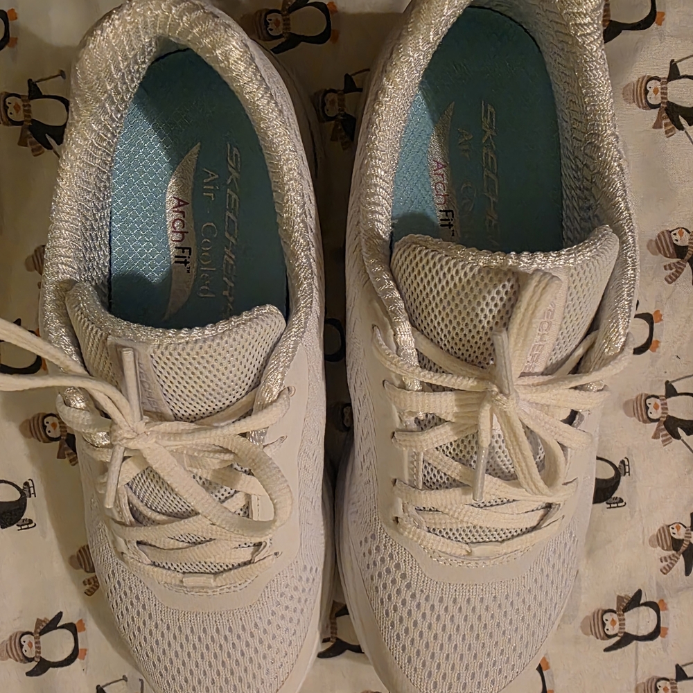 Skechers Women's Silver and White Sneakers